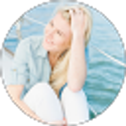 Profile photo of Elizabeth Smalley