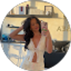 Profile photo of Chelsea Hunter