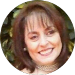 Profile photo of Aida Cruz