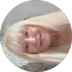 Profile photo of Cindy McIntosh