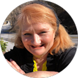 Profile photo of Penny Guitar