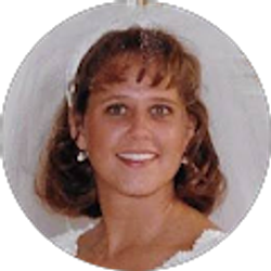 Profile photo of lara reeves