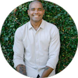 Profile photo of Mike Liranzo