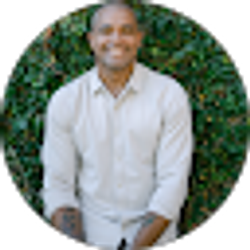 Profile photo of Mike Liranzo