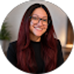 Profile photo of Clarisa Luna