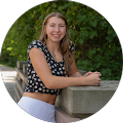 Profile photo of Kayla Grahn