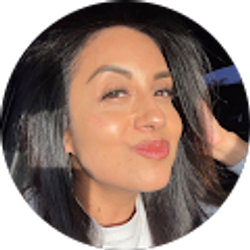 Profile photo of Leslie Karen