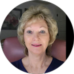 Profile photo of Shelly Fuller