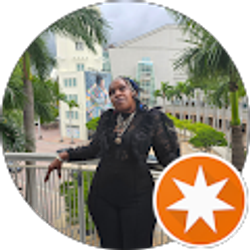 Profile photo of Zee Higgs