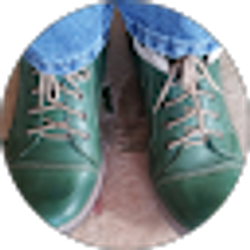 Profile photo of Louise Mezzatesta