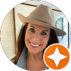 Profile photo of Valerie Heapes