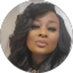 Profile photo of Nikki Murray