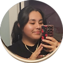 Profile photo of Michelle Flores