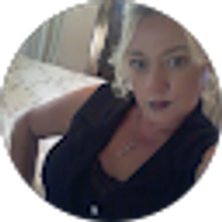 Profile photo of sarah simms