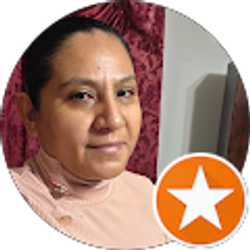 Profile photo of Glenda Flores