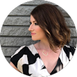 Profile photo of Carrie Henderson