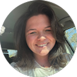 Profile photo of Danielle McClay