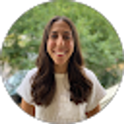 Profile photo of Alexandra Grageda
