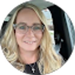 Profile photo of Danielle Mauro