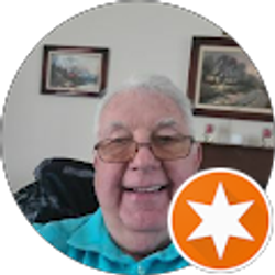 Profile photo of Lynn Pease