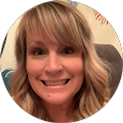 Profile photo of Emily Lee