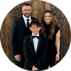 Profile photo of Kristen Huggins