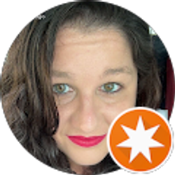 Profile photo of Kelly Eileen