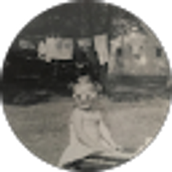 Profile photo of Lori Russell