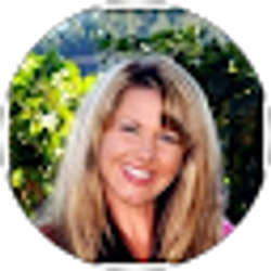 Profile photo of Alethea Behrens