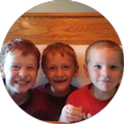 Profile photo of lynn lowe