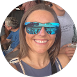 Profile photo of Andrea Larson