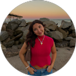 Profile photo of Valentina Fernandez