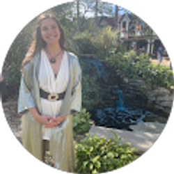 Profile photo of Summer Dennison