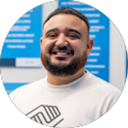 Profile photo of Luis Medina