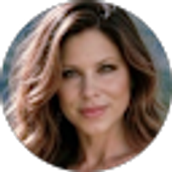 Profile photo of Teresa Low