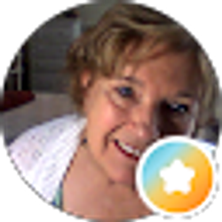 Profile photo of Lorraine Marshall