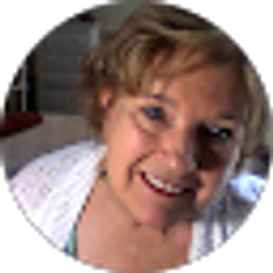 Profile photo of Lorraine Marshall