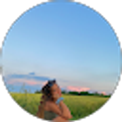 Profile photo of Arianna Arambula