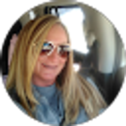 Profile photo of Danielle Hamm