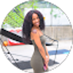 Profile photo of Danielle Magnus