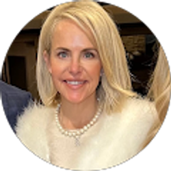 Profile photo of aimee long