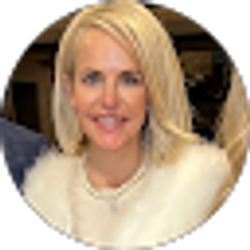 Profile photo of aimee long