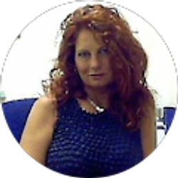 Profile photo of Shelly Nichols