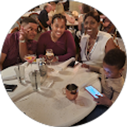 Profile photo of Rosemarie Seivwright