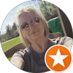 Profile photo of Rachelle Sharar