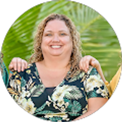 Profile photo of Colleen Baines