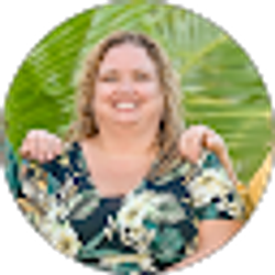 Profile photo of Colleen Baines