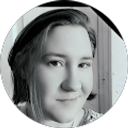 Profile photo of Zee Bee