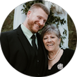 Profile photo of Jeanette Manolis