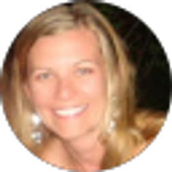 Profile photo of Elizabeth Devine